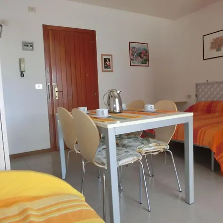 Apartamento Coastal Comfort In A Cozy Seaview